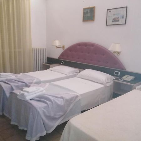 Villa Dei Romanzi Tortoreto Екстер'єр фото