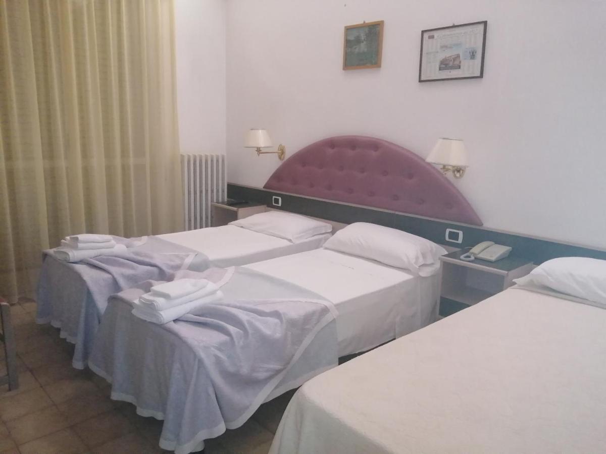 Villa Dei Romanzi Tortoreto Екстер'єр фото