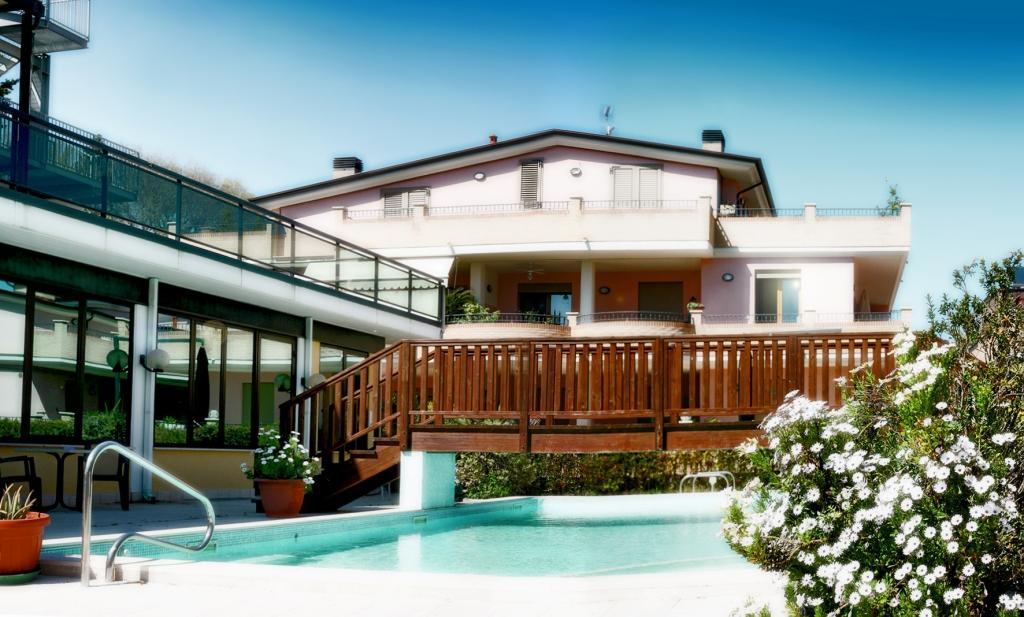 Villa Dei Romanzi Tortoreto Екстер'єр фото